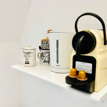 Cosy Place Entre L'arc De Triomphe Et Les Champs-elysees * Parijs