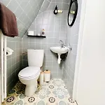 Homestay Cosy Place Entre L'arc De Triomphe Et Les Champs-elysees *