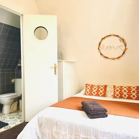 Cosy Place Entre L'arc De Triomphe Et Les Champs-elysees * Paris